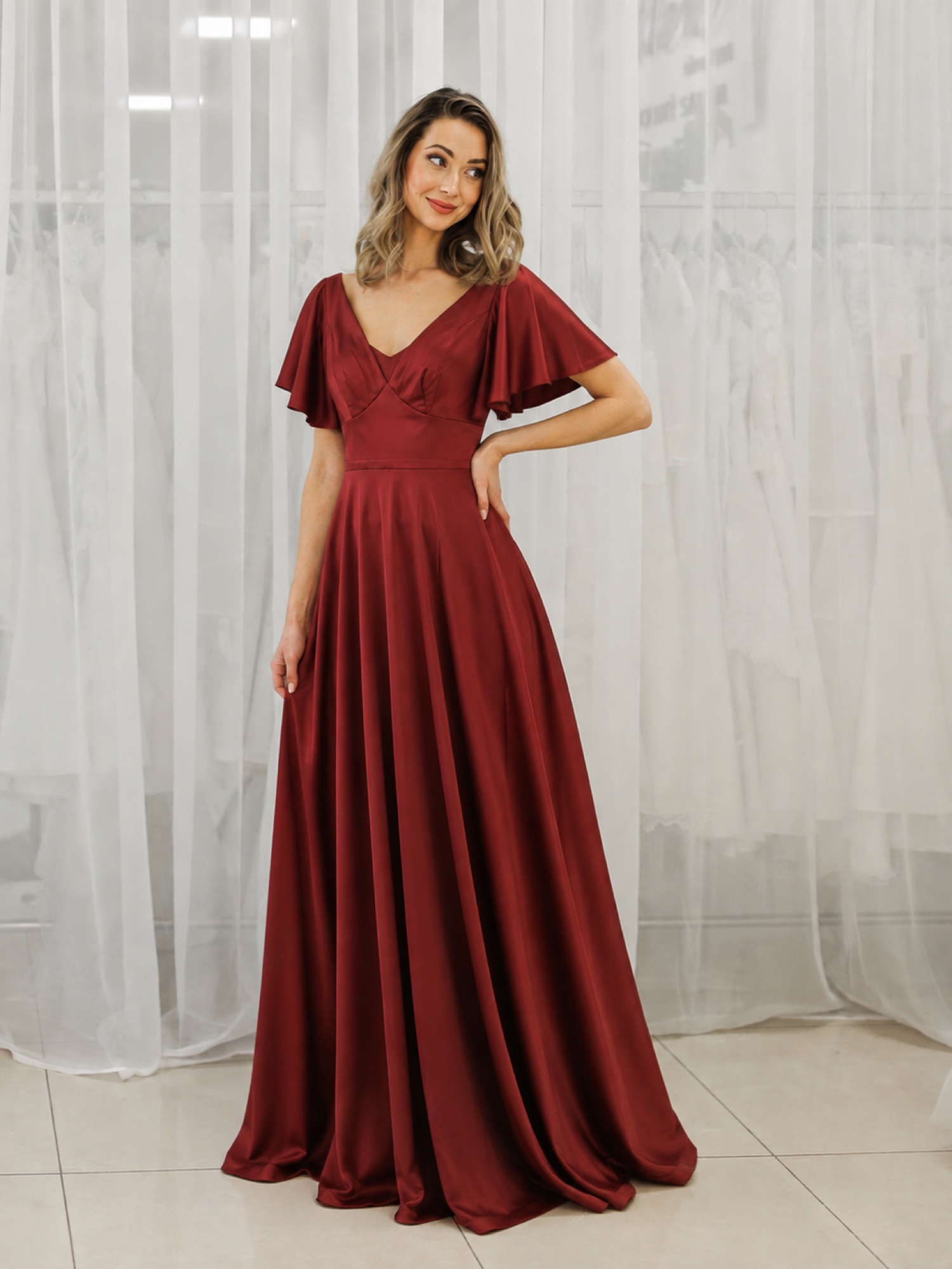 Spoločenské šaty – Svadobný salón Ellen 31