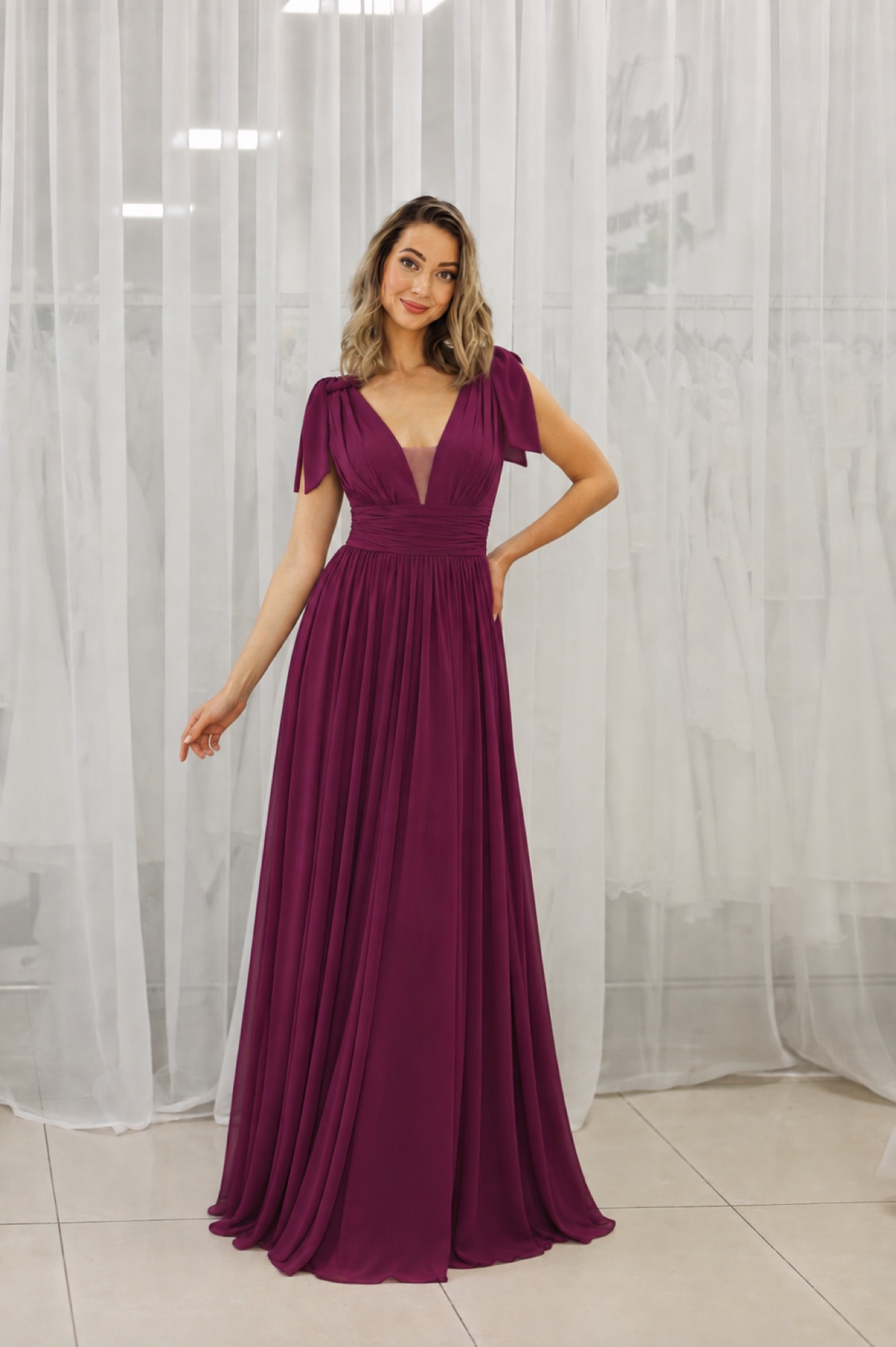 Spoločenské šaty – Svadobný salón Ellen 39
