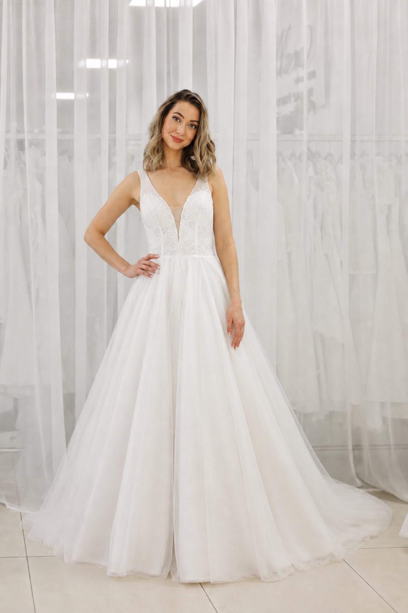 Svadobné šaty – Svadobný salón Ellen